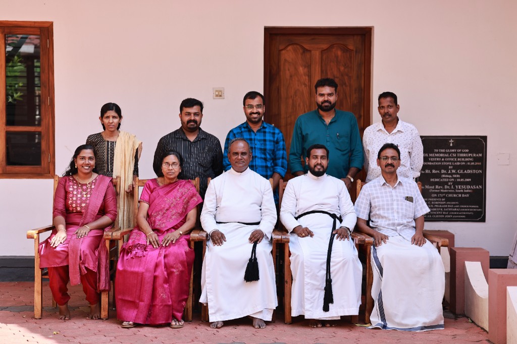 Youth and church committee fellowship photo